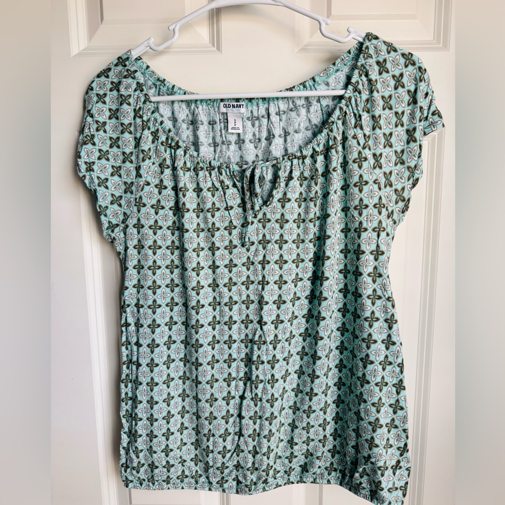Floral drop shoulder top